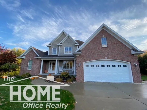 1200 Holly Ct, Owosso, MI 48867