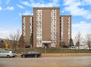 1050 Wall St APT 10C, Ann Arbor, MI 48105