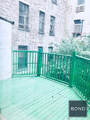 Rented by Bond New York | media 34