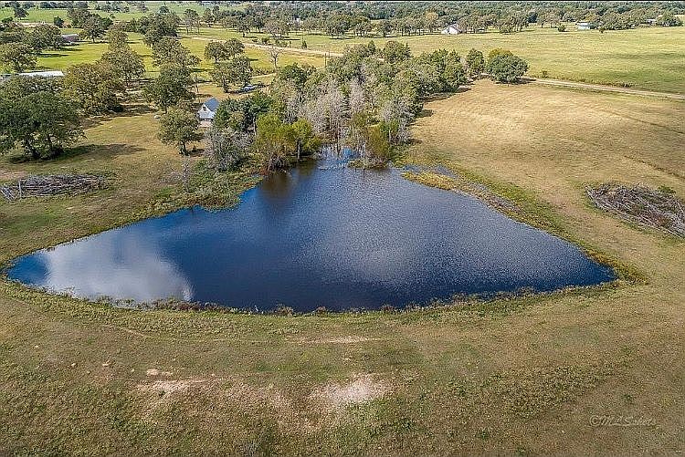 2nd image of 2321 County Road 217