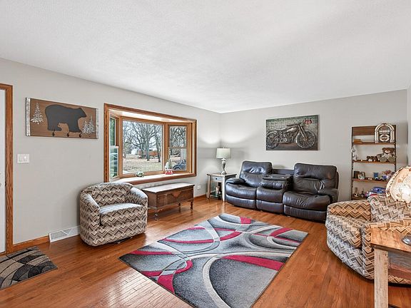 3rd image of 13563 Eidelweiss St NW