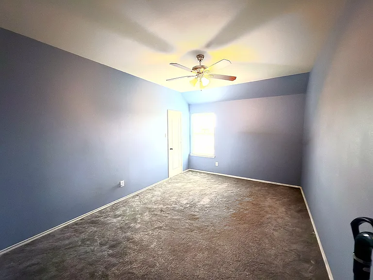 317 Sheridan Rd — Photo 19