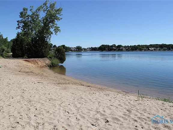 4th image of 7935 Hidden Harbour Dr