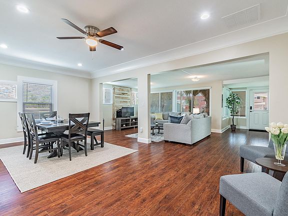 Enjoy a sunlight and spaciously renovated Historic Tampa Bungalow
