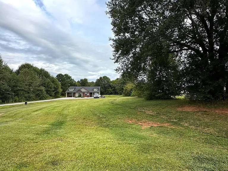 3061 Old Furnace Rd #A — Photo 16