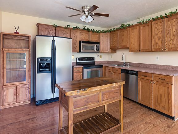 5th image of 2336 Laramie Dr
