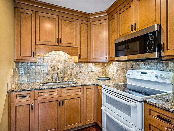 4th image of 474 S Balsam Street