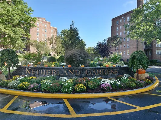 Sold by Robert E. Hill  | media 2