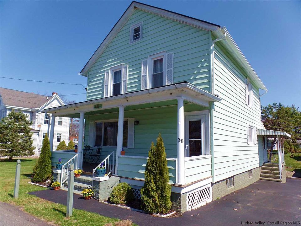 1st image of 38 Plenty St