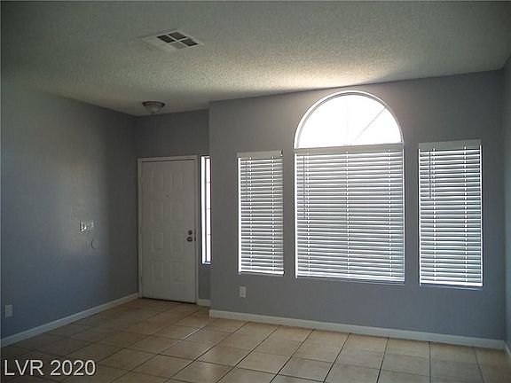 5th image of 1429 Canyon Rose Way