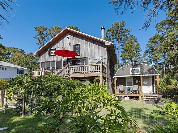 2nd image of 103 River Dr