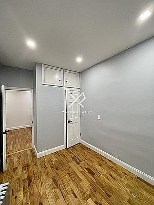 4th image of 807 Saint Johns Pl APT 2B