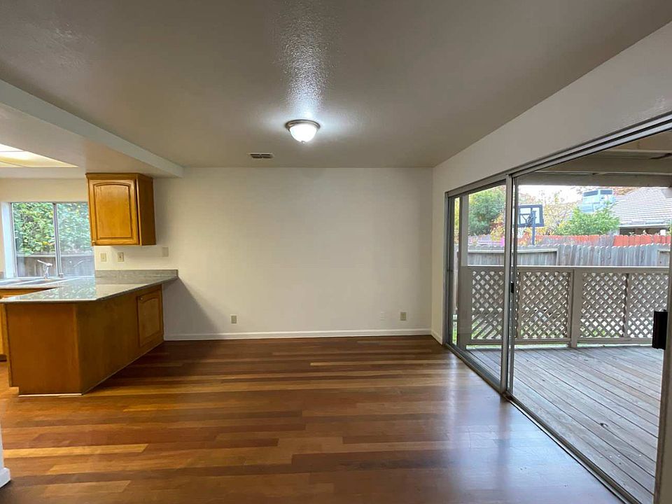 1st image of 2874 Georgia Dr #1