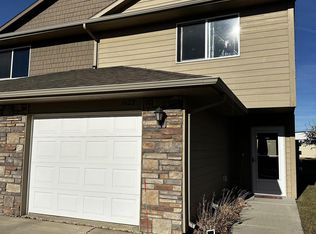 1622 Nicklaus Dr, Aberdeen, SD 57401