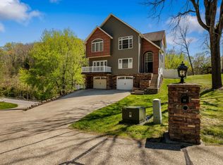 21 Split Rail Dr, South Charleston, WV 25309