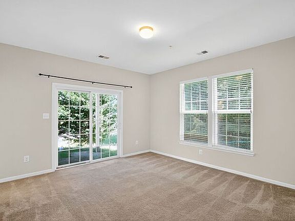 5th image of 43836 Royal Fern Ln