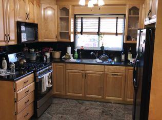 1421 Pelham Pkwy N #2ND, Bronx, NY 10469