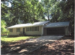 626 Birch Ln, Lawrenceville, GA 30044