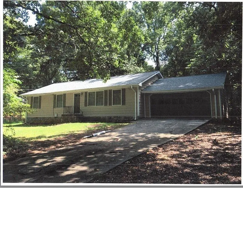 626 Birch Ln photo 1