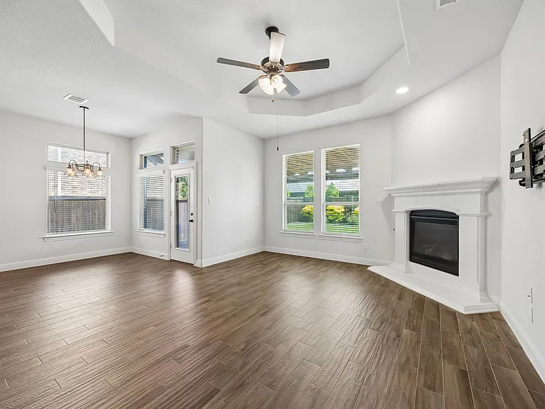 3532 Cimarron River Dr — Photo 7
