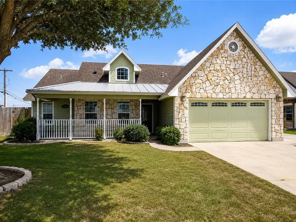 10302 Hill Country Ln, Corpus Christi, TX 78410