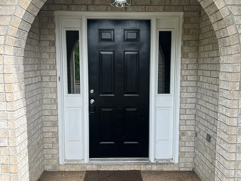 9148 Chimneyrock Blvd — Photo 2