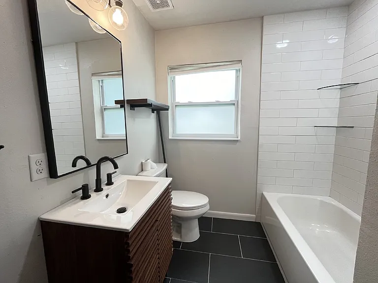 1127 Afton St — Photo 13
