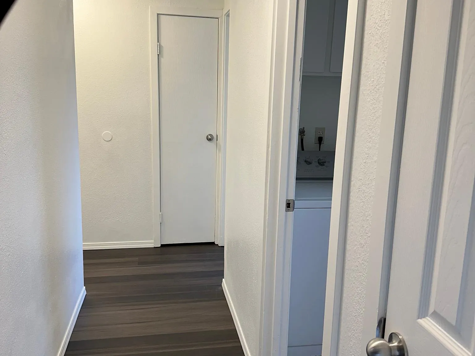 1113 S Woodlawn St — Photo 2