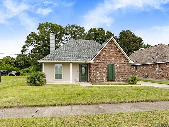 3rd image of 22625 Aidan Rd