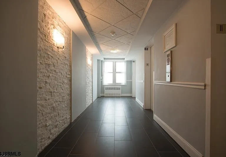 9400 Atlantic Ave #305 — Photo 25