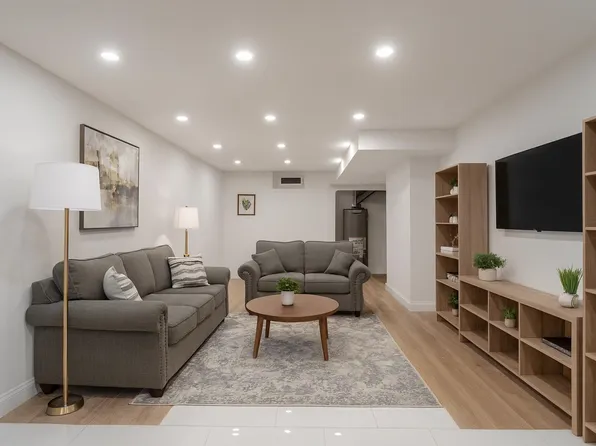 274 7th Street image 11 of 40