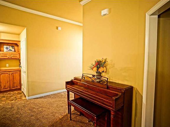 4th image of 1238 Big Oak Dr
