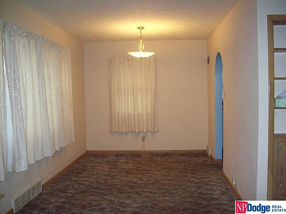 3rd image of 1035 N Lincoln Ave