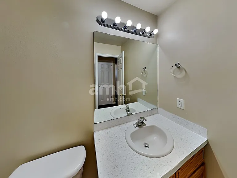1401 N 2225 W — Photo 14