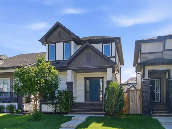 74 W Legacy Cmn SE, Calgary, AB T2X 2A9