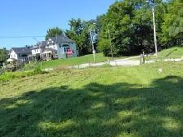 2539 Agnes Ave, Kansas City, MO 64127