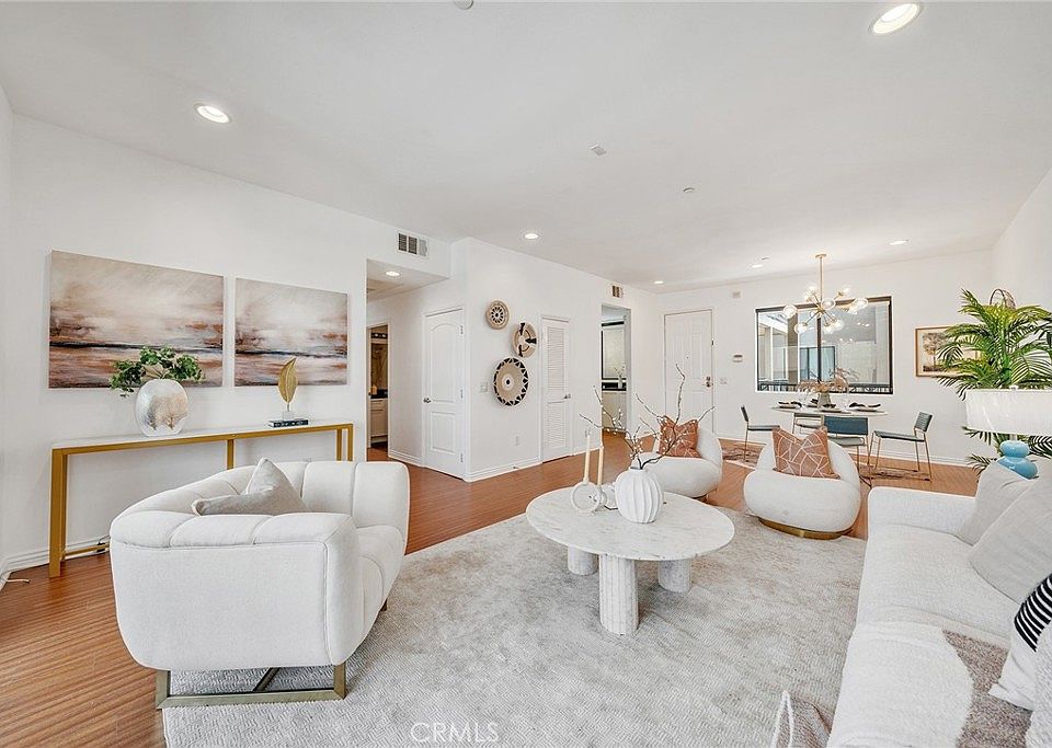 1st image of 230 Jackson St #206
