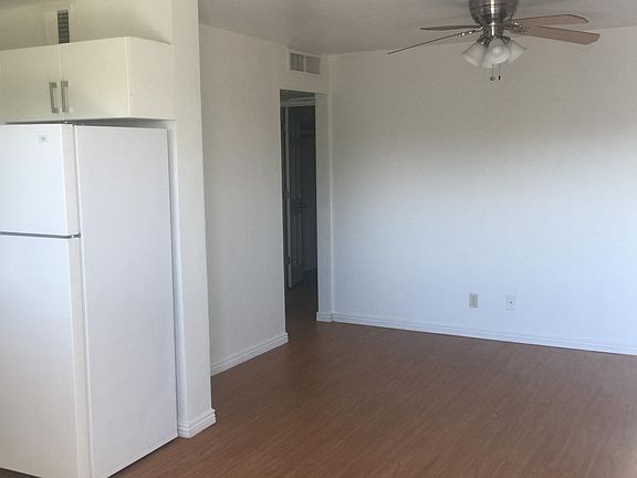 2nd image of 770 N Dodge Blvd APT 19