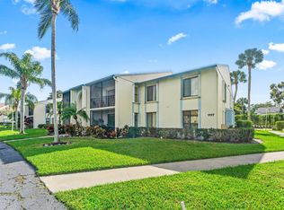 1117 Green Pine Boulevard #D2, West Palm Beach, FL 33409