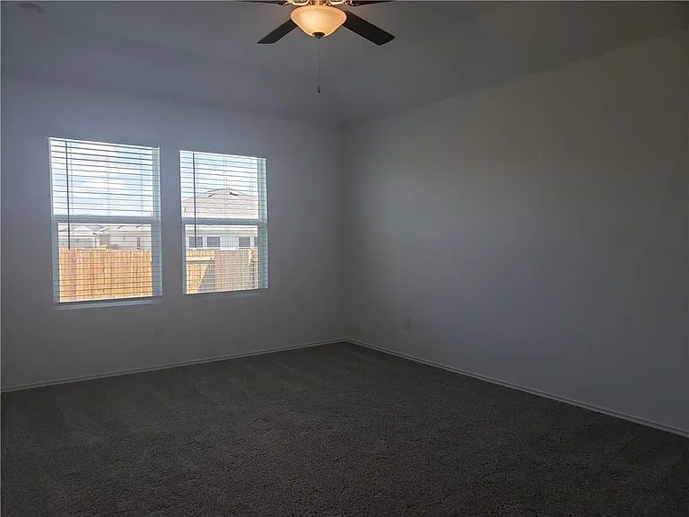 104 Mountain Maple St — Photo 14