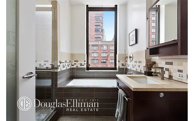 Rented by Douglas Elliman | media 25