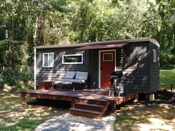 2320 Old Parker Rd, Greenville, SC 29609