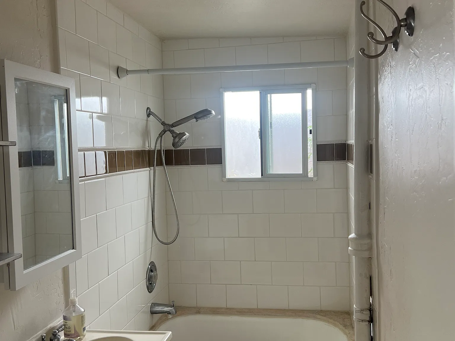 1 bed, 550 sqft, $1,825 — Photo 4