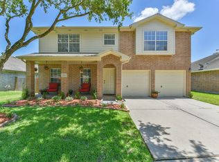 211 Pebble Canyon Ln, Dickinson, TX 77539