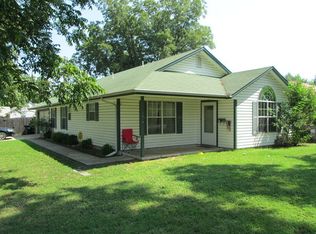 1200 E Beverly St, Ada, OK 74820