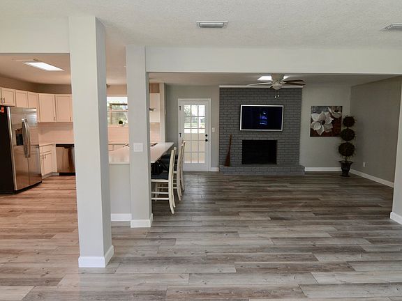 5th image of 2545 Grasshopper Ln
