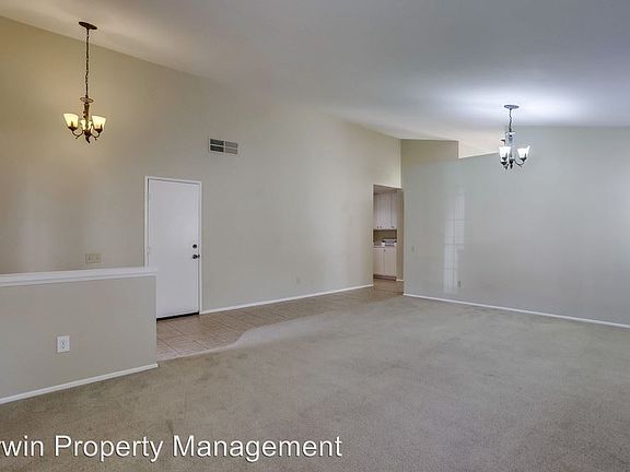 5th image of 2040 Shadetree Ln