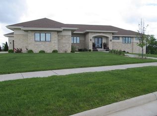 959 Carnoustie Way, Oregon, WI 53575