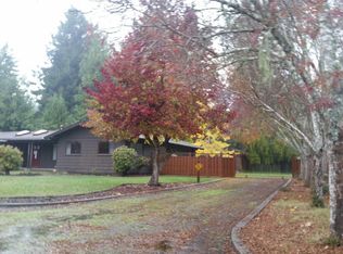 2933 Hillside Dr, Fortuna, CA 95540