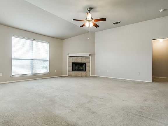 5th image of 520 Brandy Ct